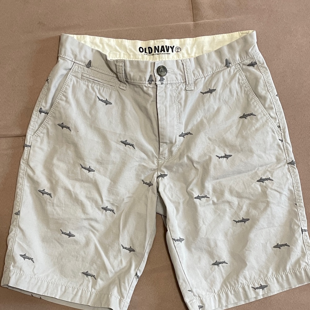 Old Navy Gray Shark Print Men's Shorts